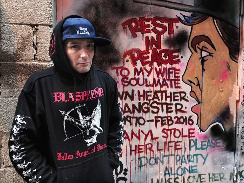 vancouver-bc-december-28-2016-downtown-eastside-artis.jpeg